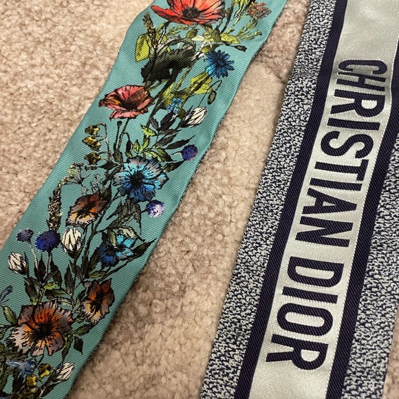 Dior Accessories - Christian Dior Turquoise Floral Twilly